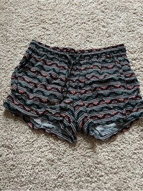 Old Navy Black Geometric Print Drawstring Shorts